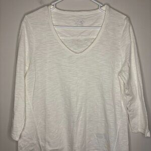CHICO'S The Ultimate Tee Womens M White 3/4 Sleeve V-Neck Stretch Casual Tunic